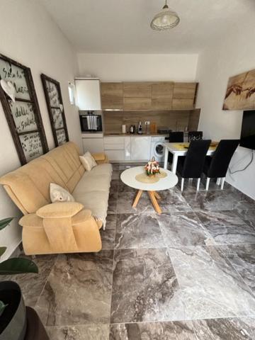 Macko, Apartmani Тиват Номер фото